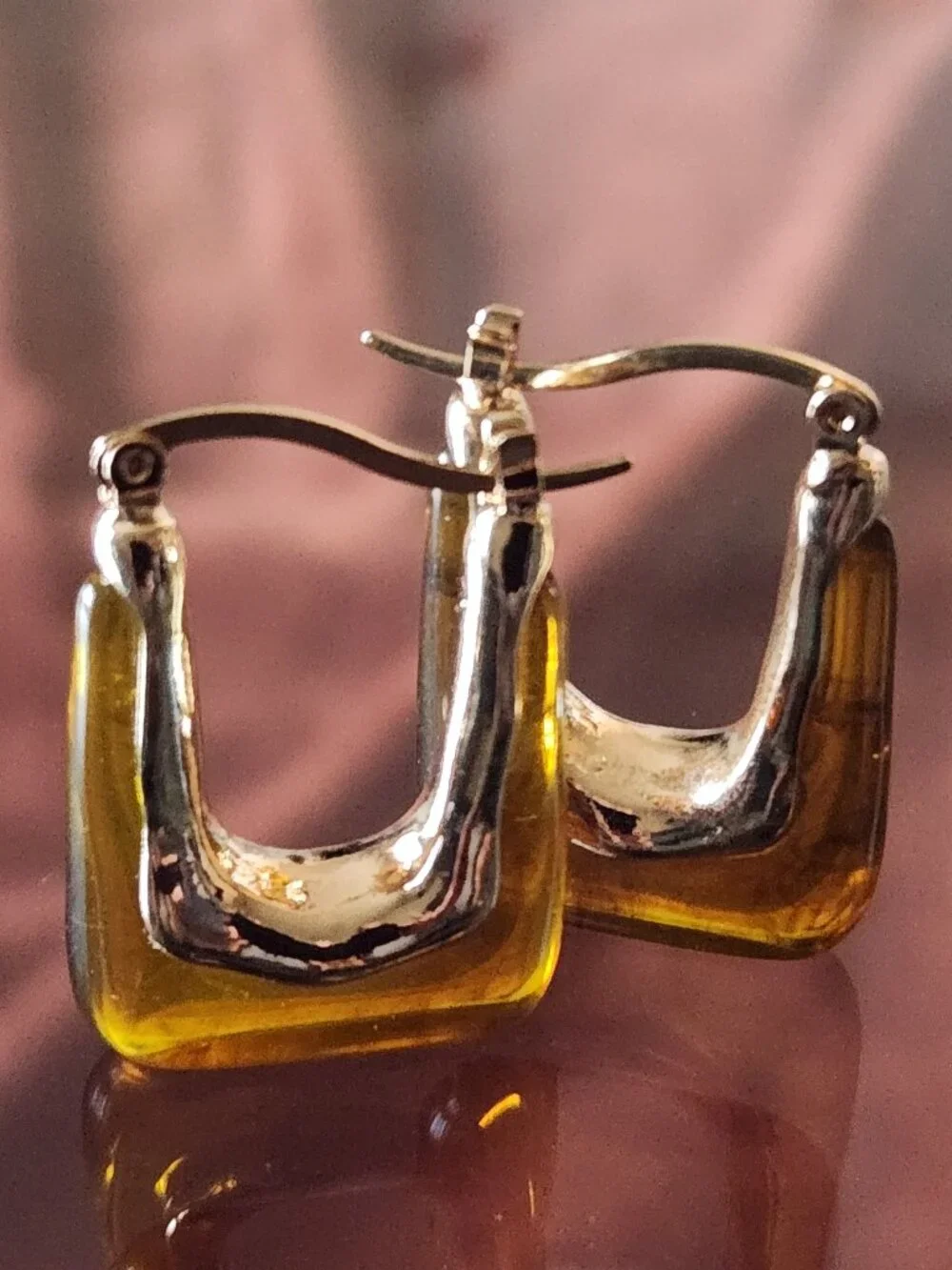 Retro Chunky Resin & Gold Rectangle U-Hoop Earrings in Brown.